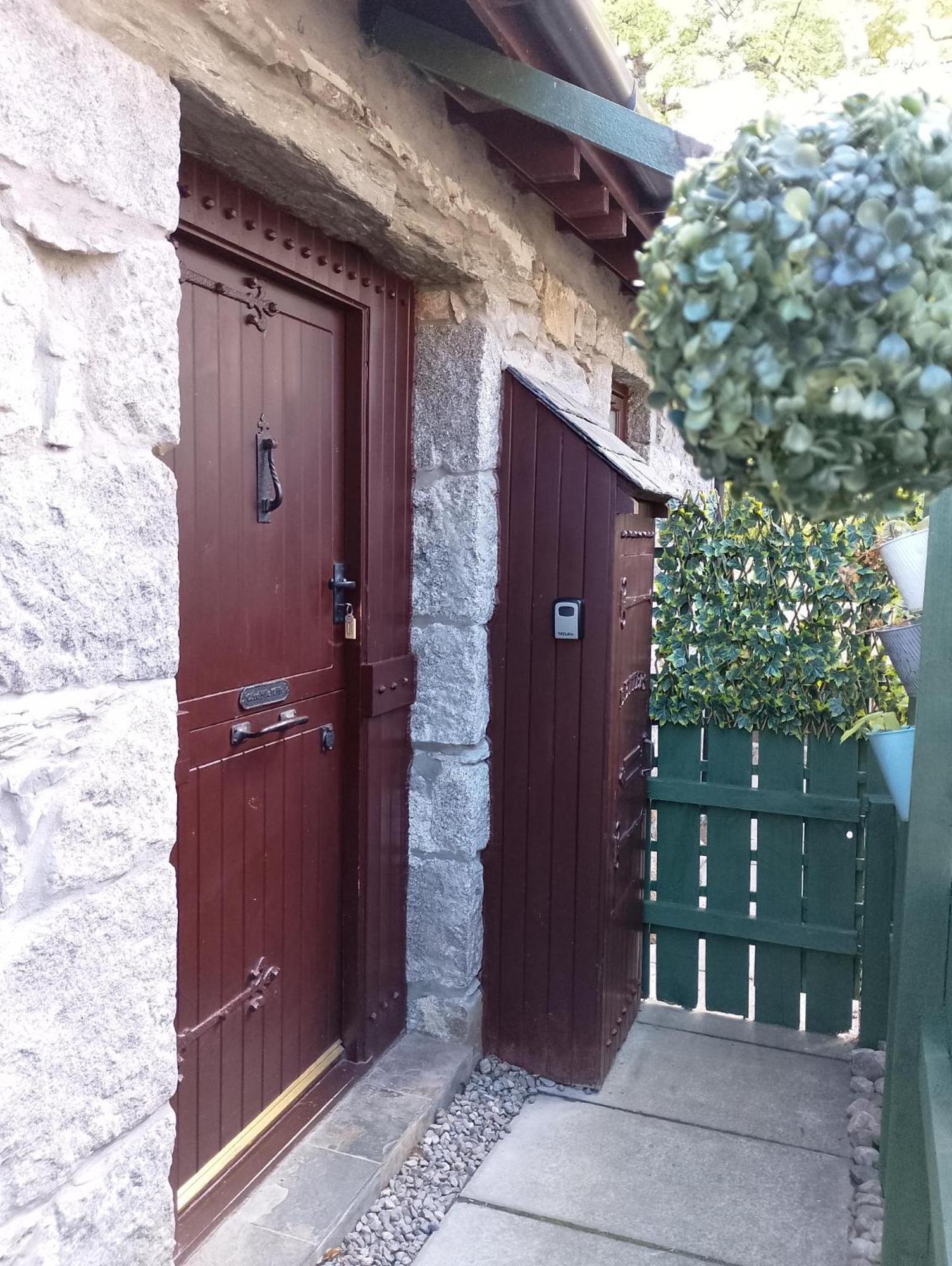 Smiddy House Bed & Breakfast Spean Bridge Bagian luar foto