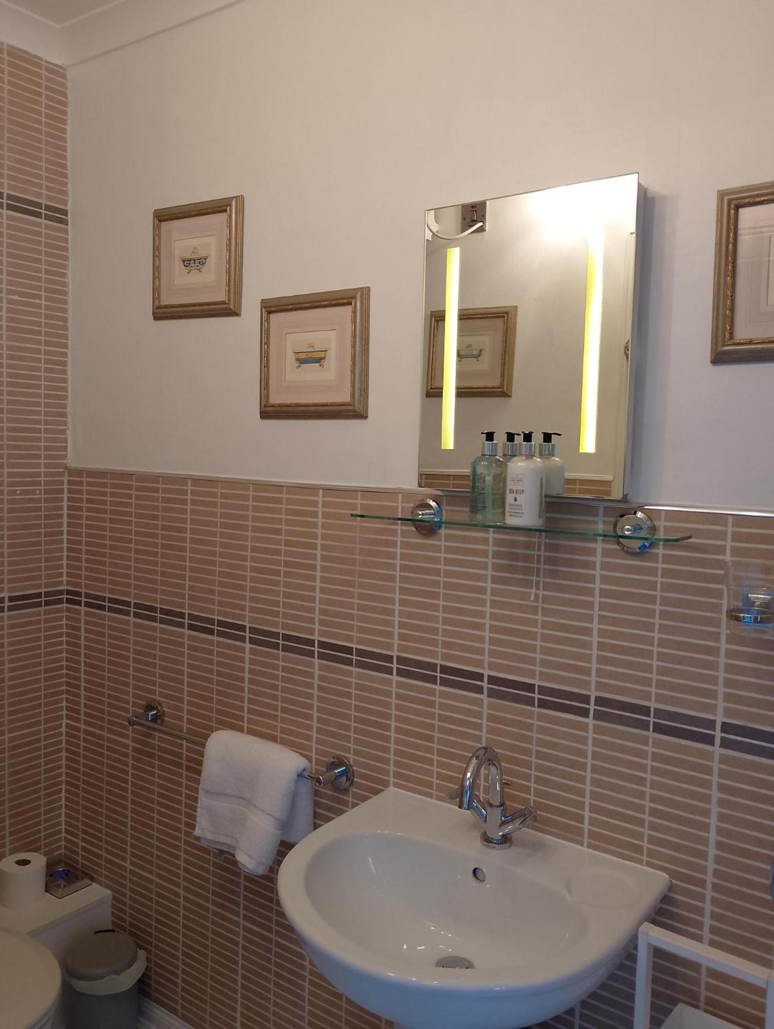 Smiddy House Bed & Breakfast Spean Bridge Bagian luar foto